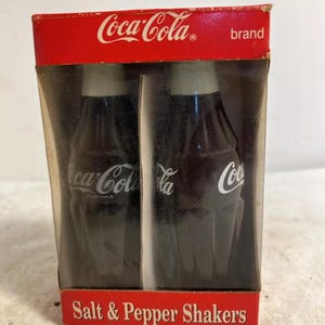 Vintage 1996 Coca Cola Keramik Flasche Salz & Pfefferstreuer