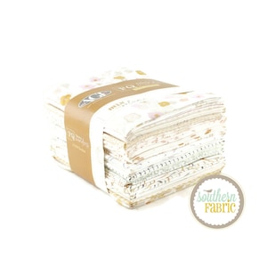 Mix the Volume - Fat Quarter Bundle (22 pcs) by AGF Studio for Art Gallery