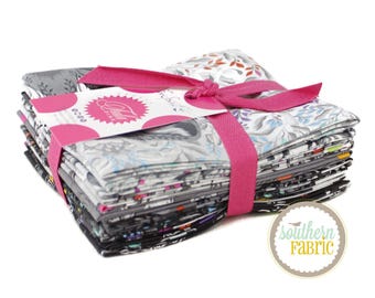 Graywork - Animals - Fat Quarter Bundle (8 pcs) by Tula Pink for Free Spirit