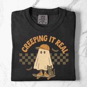 Halloween Schleichen Es Echt Spooky T-Shirt, Vintage Scary Skateboard Komfort Farben Shirt, Retro Geist T-Shirt, gemütliches Herbstgeschenk für Männer Frauen