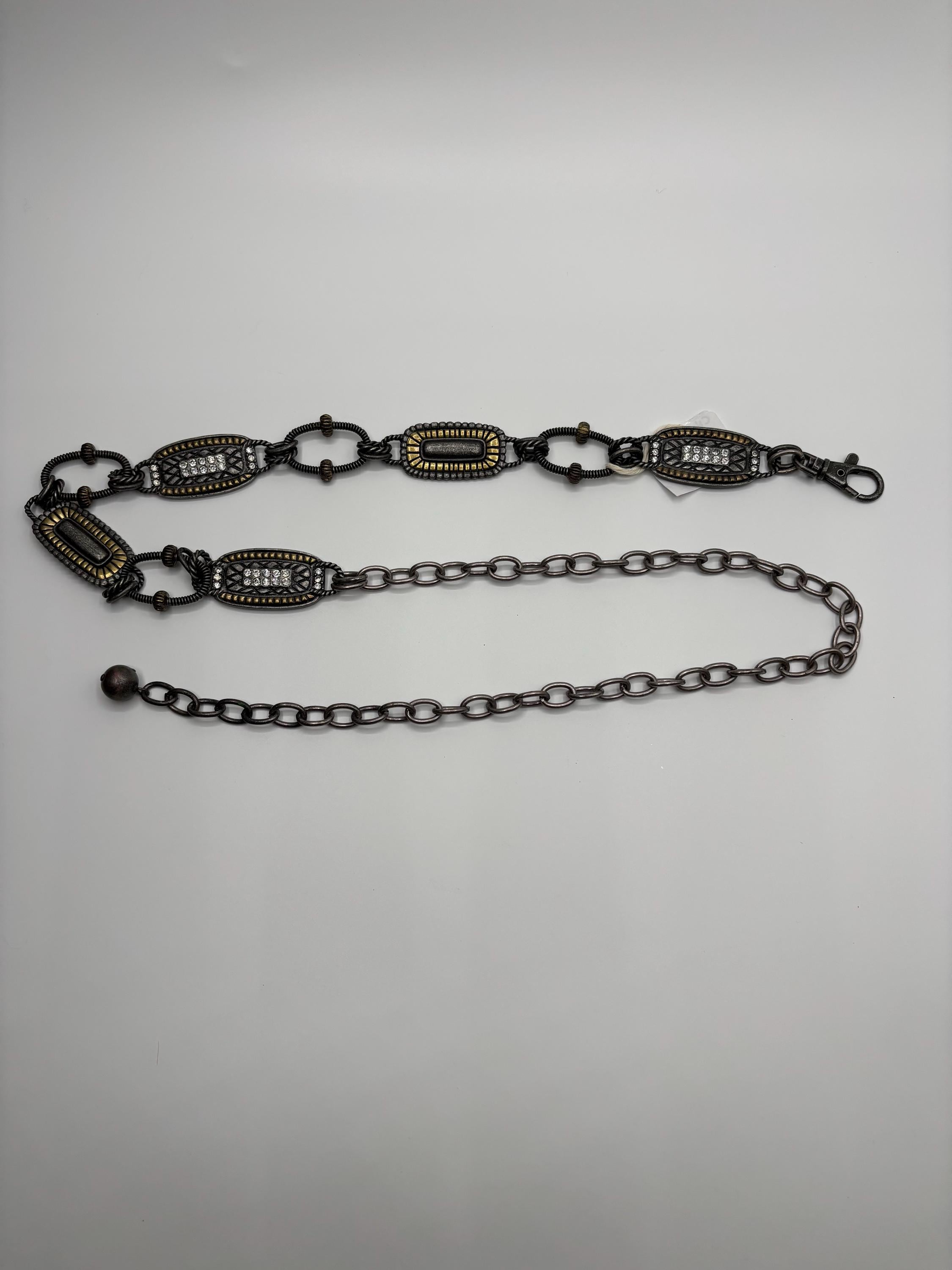 chicos chain belt 40\