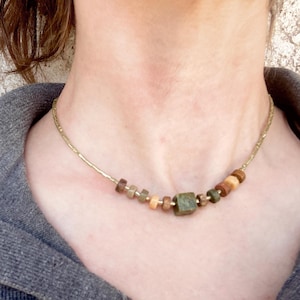 Earthy Boho Gemstones Choker, Delicate Moss Green Seed Bead Necklace, Minimalist design, Fall Jewelry, Hippie Choker, Handmade Design,