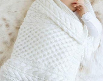 Baby Lovely Cable Blanket in Dk-8ply Merino ~ Light Worsted Wool