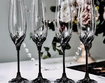 Copas de champán góticas de cristal negro para boda: copas grabadas para brindar con los novios.