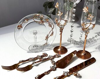 Personalized Gold Wedding Set | Champagne Flutes, Cake Knife, Plate & Forks | Crystal Bridal Decor