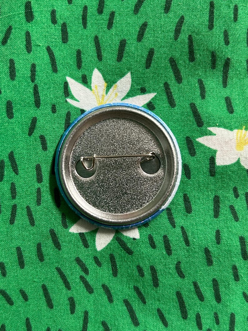 Dandy’s World Main Character Toon Holographic Pin Buttons! Shelly ...