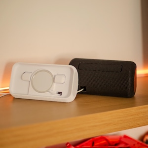 HomeStand Dock