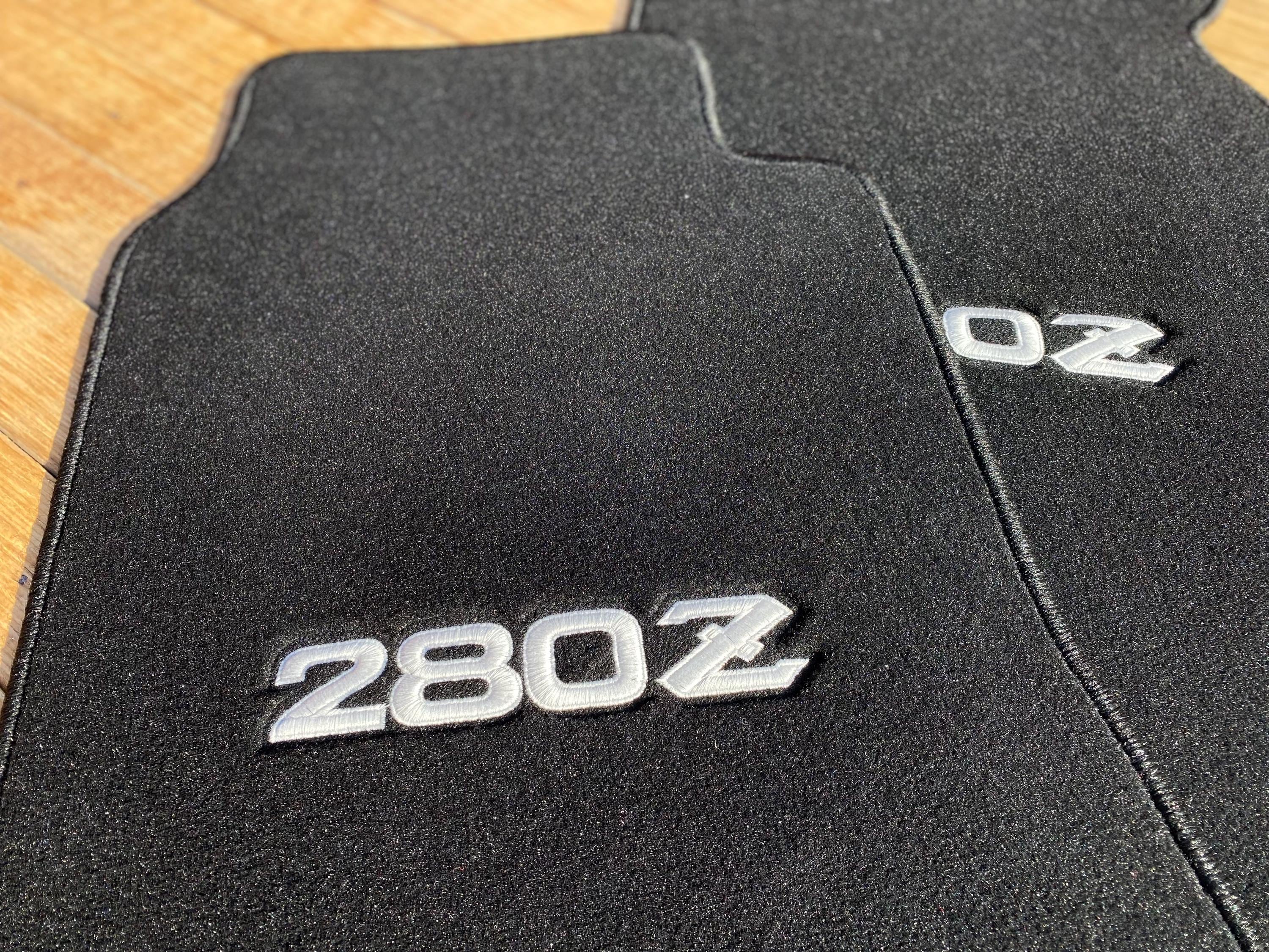 まっつん Pair Of Black Velour Floor Mats For Datsun 280ZX 1979-1983 - Front