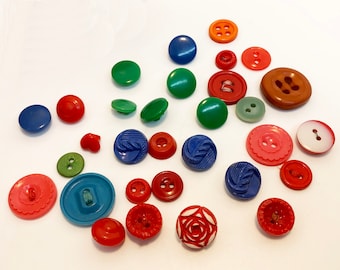 Colorful Vintage Button Collection  Plastic Sew Through and Shank Buttons Unique Collectible Celluloid & Lucite  B635 - 31 Buttons