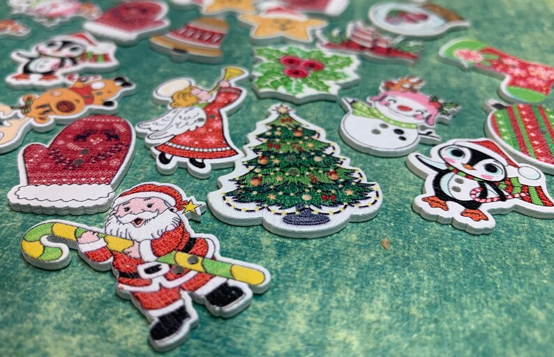 Christmas Wooden Button Holiday Novelty Sewing Buttons Etsy