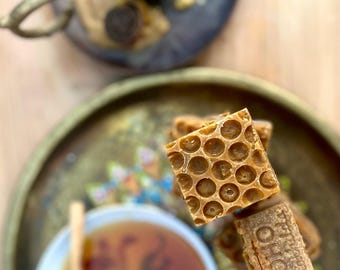 Honey Bunny - Natural Honey & Oatmeal Soap | Cinnamon - Honey Dance | Handmade - Organic