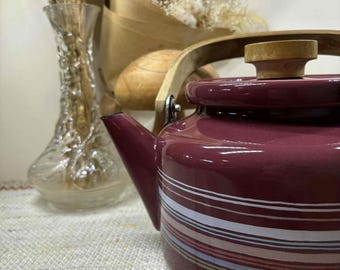 Bollitore da tè MCM vintage / Teiera smaltata con manico in legno / Rosso ruggine intenso con strisce