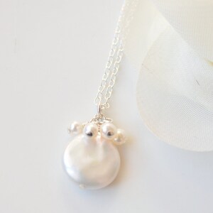 White Coin Pearl & Chain Necklace image 4