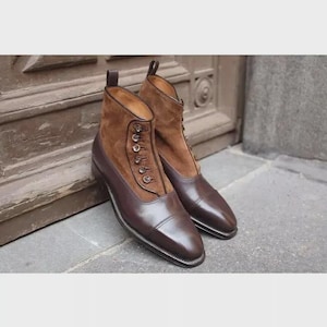 Botas masculinas de couro legítimo, feitas à mão, de camurça marrom, cano alto, com botões longos