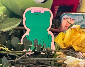 Pegatina de la rana Samantha. Adhesivo de vinilo laminado.