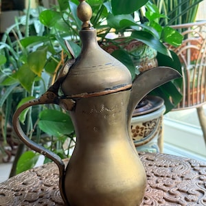 Antike handgemachte Messing Dallah Kaffeekanne