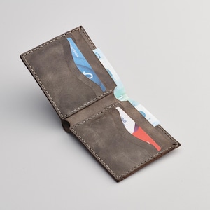 Cartera de cuero hecha a mano / Cartera de cuero personalizada / Monedero de cuero personalizado / Cartera de cuero plegable / Tarjetero / Cartera de cuero delgada