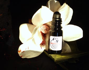 Saffron Veil - Wraps You in Exotic Flowers and Spices, Tuberose, Oceanic Sexy Green Floral - Botanical Perfume