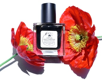 Lotus Pollinator -  Incandescent Floral Green Tea Amber - natural perfume- choose your size