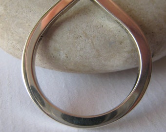 Sterling Silver Highly Polished Teardrop Ring.  Handcrafted Jewelry by ZaZing