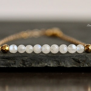 Pearl Bracelet Moonstone gold minimalist noble gift for her gemstone pearl bracelet as birthstone jewelry