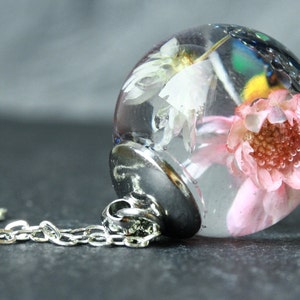 Flower necklace flower jewelry terrarium in cast resin piece garden as a necklace as a gift for her for women girlfriend mother sister image 1