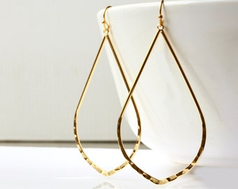 Large leaf earrings, genuinely gold-plated, as XXL statement earrings, a brilliant gift for women