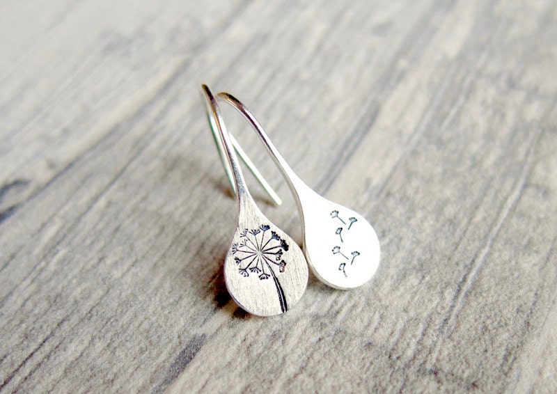Elegant Silver Earrings in Dandelion Leaf Design