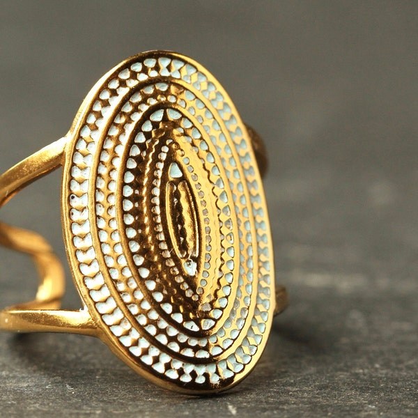 Boho Ring Patina echt vergoldet mit geometrischem Mandala als besonderes Geschenk für sie