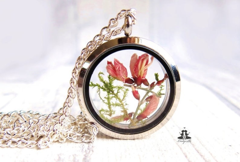 Chain Blossoms and MossGinster MedallionPressed BlossomsGift for ThemNature JewelryBlossoms Jewelry