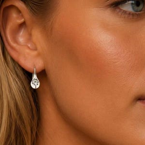 Sterlingsilber Ohrringe: 925 Pusteblumen Design per Hand gestempelt