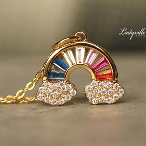 Kette Regenbogen Gold / Geschenk für Sie / besonderes Geschenk / Symbol Schmuck / moderne Kette / multistone kette / minimalistische kette