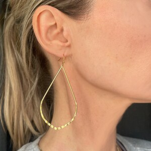 Pendientes de hojas grandes, auténticamente chapados en oro, como pendientes llamativos XXL, un regalo brillante para las mujeres imagen 2