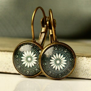 Pendientes cabujón de cristal mandala Portugal en bronce antiguo estilo vintage azulejo portugués como regalo único para ella imagen 1