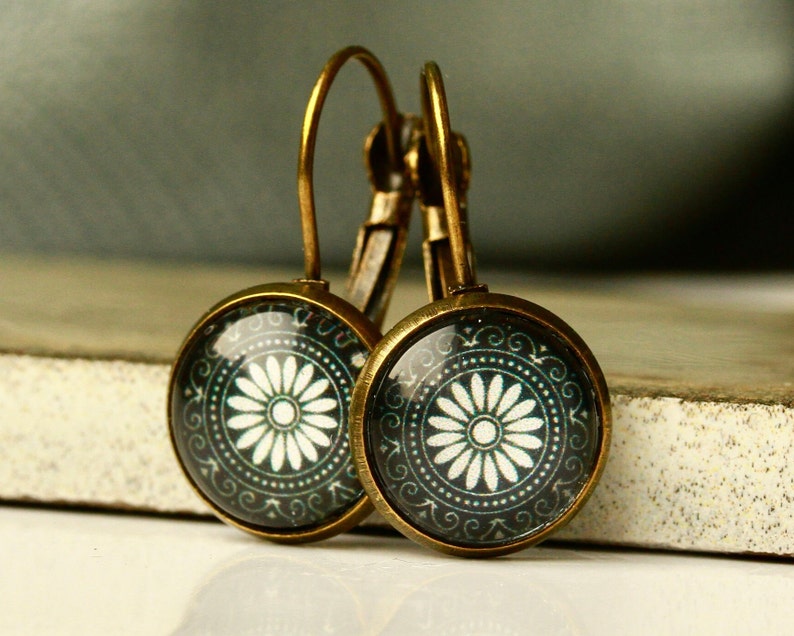 Pendientes cabujón de cristal mandala Portugal en bronce antiguo estilo vintage azulejo portugués como regalo único para ella imagen 1