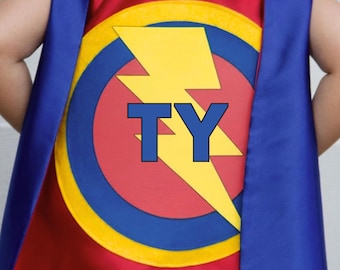 Capa de superhéroe personalizada para niños, capa con nombre completo, regalo de cumpleaños para niños, disfraz, juego de simulación.