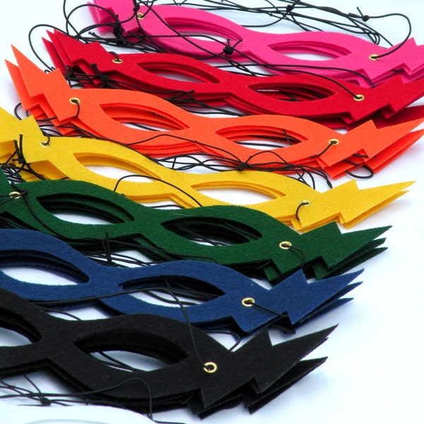 Felt Superhero Masks – Kids Party Favors, Adjustable Fit, 13 Colors
