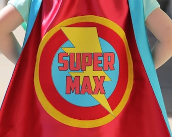 Capa de superhéroe personalizada para niños, capa con nombre completo, disfraz para niños pequeños, regalo de cumpleaños, disfraz.