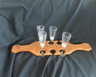 Portavasos de vino con doble asa y diseño de cerezo