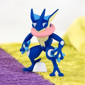 Figurine articulée Greninja – Jouet de collection Pokémon | Modèle Grenouille Ninja | Cadeau figurine d'anime