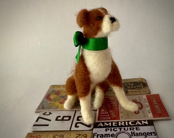 Naaldvilten boxerpuppy