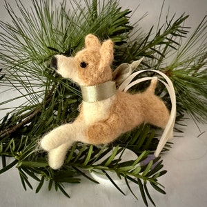 Ornament - Tiny Tan Dog