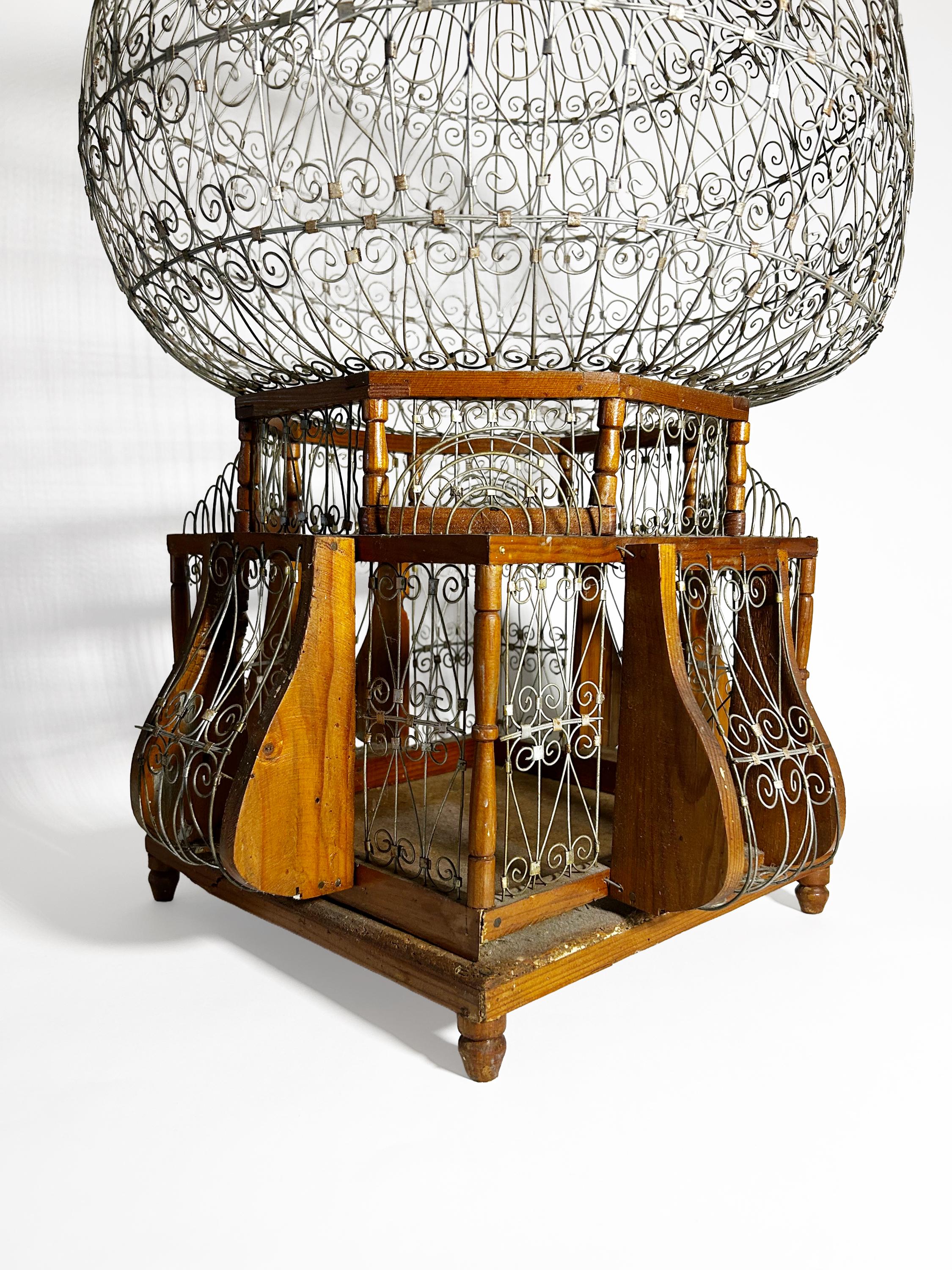 Vintage Victorian-style Birdcage With Wooden Base and Wire Construction ... - Fantastic Birdcage Construction