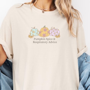 Camiseta de terapeuta respiratório de abóbora, camiseta Comfort Colors® de outono da RT, presente de formatura em terapia respiratória, camiseta de enfermeira RRT RCP, camiseta de Ação de Graças