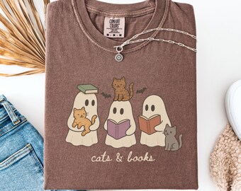 Shirt katten en boeken, kattenliefhebber comfort kleuren T-shirt, Halloween leesgrage T-shirt, gezellig lezer cadeau, griezelige boekenwurm bibliothecaris top, schattig spookje