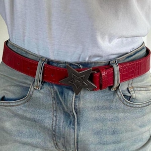 RED STAR BELT | vintage y2k 2000s red belt goth emo western country style with a star buckle design