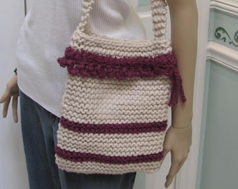 HANDKNITTED SHOULDER BAG: Handbag , Beige Aubergine, bulky yarn , Knitted in beige and aubergine,  fully lined with snap fastners