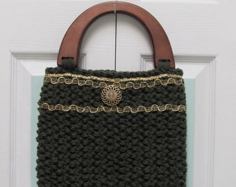 WOMEN'S HANDBAG/PURSE,Designer style knit, brown wood handles ,hand knitted in a dk. green yarn, seed stitch pattern