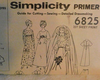 Simplicity 6825 Patroon jaren 60 trouwjurk - Empire taille trouwjurk afneembare sleep - geschulpte halsjurk maat 10 buste 31 ongesneden