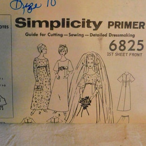 Simplicity 6825 1960&#39;s Wedding Gown Pattern - Empire Waist Wedding Gown Detachable Train - Scalloped Neckline Gown size 10 Bust 31 Uncut